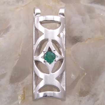 Emerald DuMonte Pendant